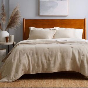 QUINCE Organic Airy Gauze Dream Quilt Full/Queen Dune